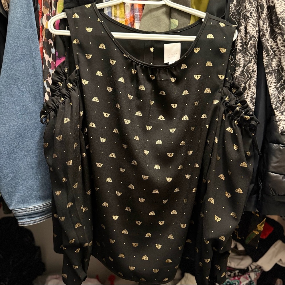 Elegant Black and Gold Women's Top